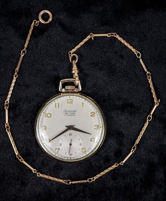 VINTAGE AVALON DE LUX 17 JWL 10K ROLLED GOLD POCKET WATCH CLEAN & SERVICED Read