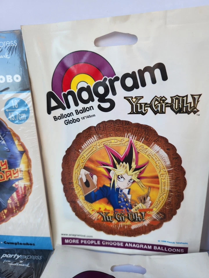 Lote de Globos Vintage Yugioh Anagrama y Sello Batman Dinosaurio - Lote de 18 Foto 3 de 4