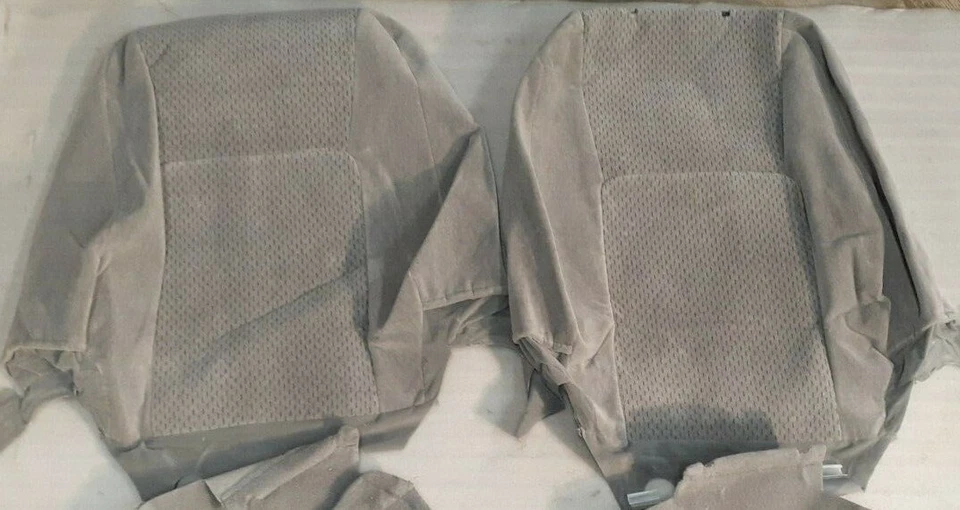 2004-2006 Toyota Camry OEM Factory Cloth Cover Set Gray - Image 4 of 4