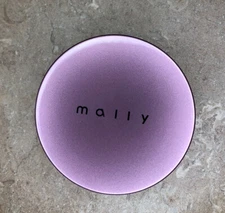 Mally Fluid Foundation Poreless Perfection Face Makeup Compact .35 oz Tan