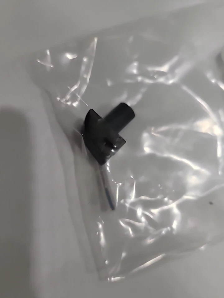 Genesis Replacement Rest Left # BG20015 - Image 2 of 4