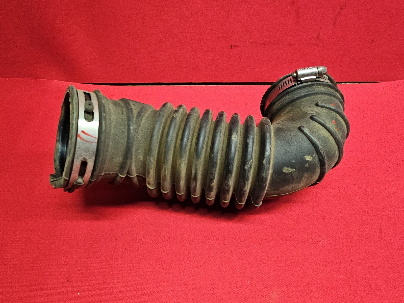 2012 - 2018 Chevrolet Sonic - Air Cleaner Outlet Duct Assembly - 1.8L - 94537633