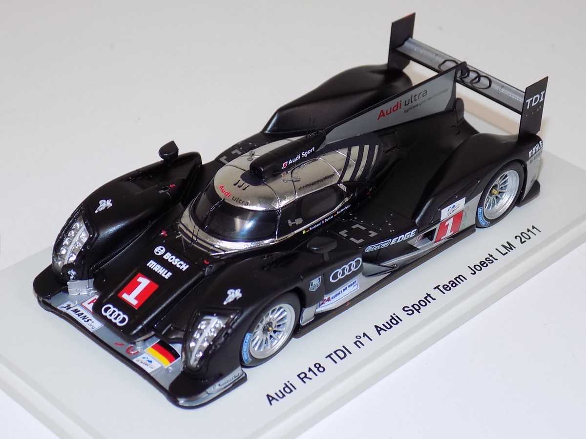 ミニカー 1/43 Spark Audi R18 TDI LM 24H 2011 Used Spark 1/43 Audi R18 Tdi Lm 24H 2011 Minicar from Japan