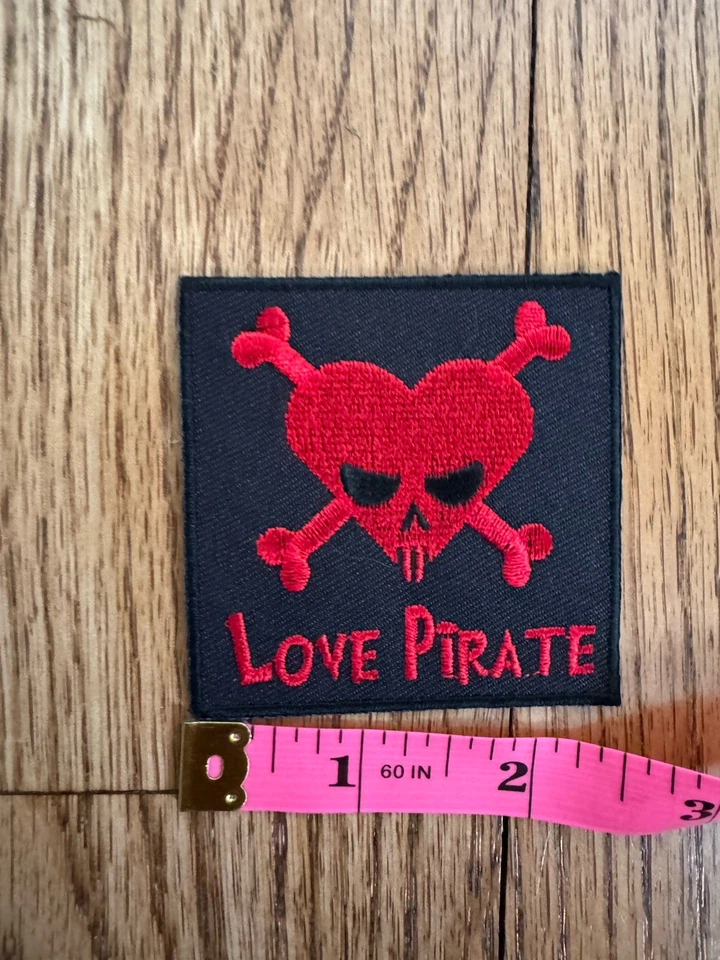 Lot of 4 Pirate Skull Iron-on Patches - Love Pirate, Skeleton Cat, Bow Skulls - Image 4 of 4