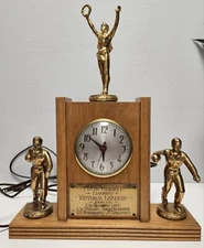 Vintage 1949-50 Men's Bowling Trophy Clock (NOT WORKING) Four Roses Champs