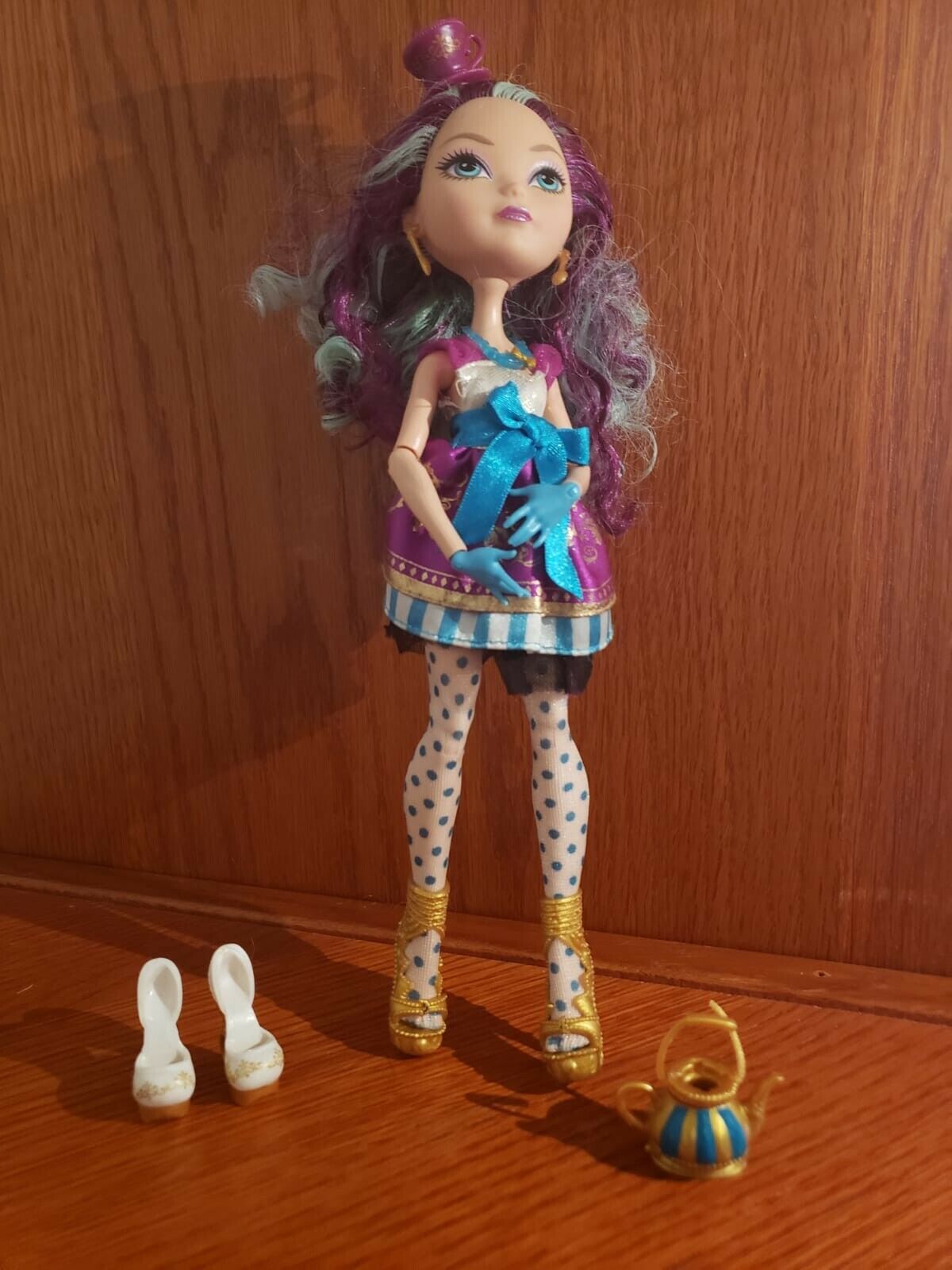 Boneca Ever After High Raven Queen