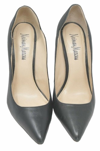 NEIMAN MARCUS Black Leather Heels Shoes 