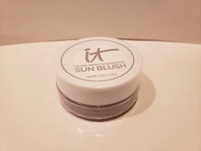 It Cosmetics Glow With Confidence Sun Blush + Bronzer #30 Sun Warmth 0.63 Oz