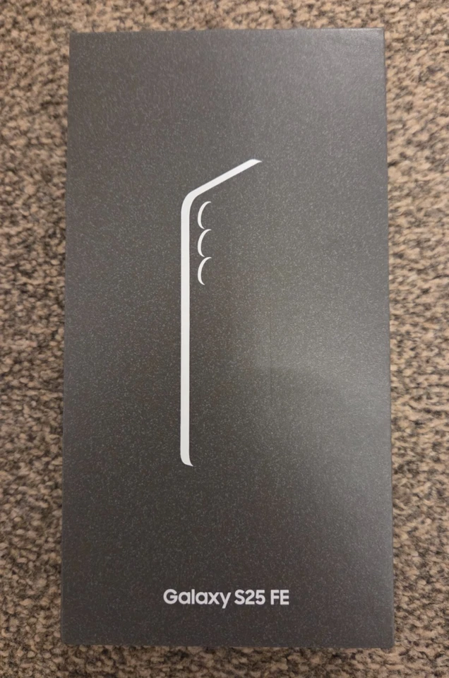 Samsung Galaxy S25 FE 128GB Jet Black Unlocked Brand New and Sealed - Image 2 of 4