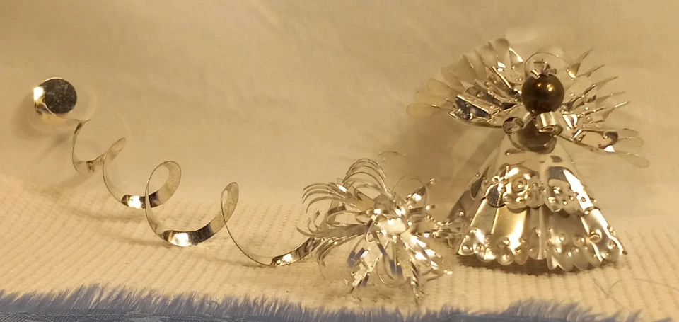 Tin Angel & Star Minature Christmas Rustic Folk Art Handmade Decorations  - Image 3 of 4