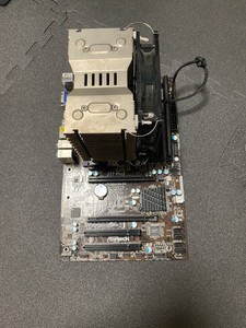 ASRock Z77pro3 + Intel Core I5 3570k + Alpenföhn + 8GB Corsair Vengeance LP DDR3