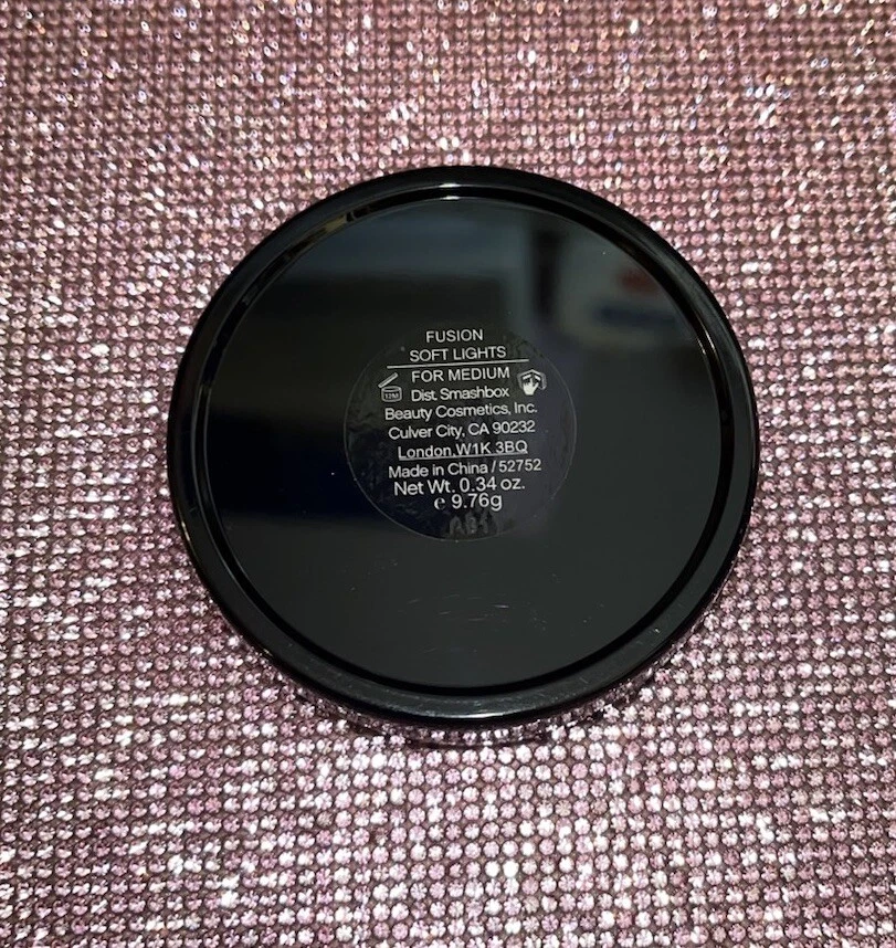 Smashbox Fusion Soft Lights For Medium Pressed Powder Bronze Blush Makeup New - Image 3 of 3