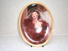 A RARE SCARLETT O'HARA GONE WITH THE WIND OVAL PLATE  BRADFORD EXCHANGE