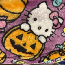 Hello Kitty By Sanrio PUMPKIN PURPLE 60 X 70 Plush Throw Blanket HALLOWEEN NWOT