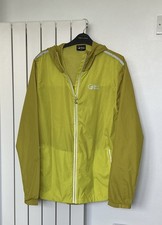 North Ridge Men’s Windbreaker Size L   lime colour.  cycling jacket/light rain