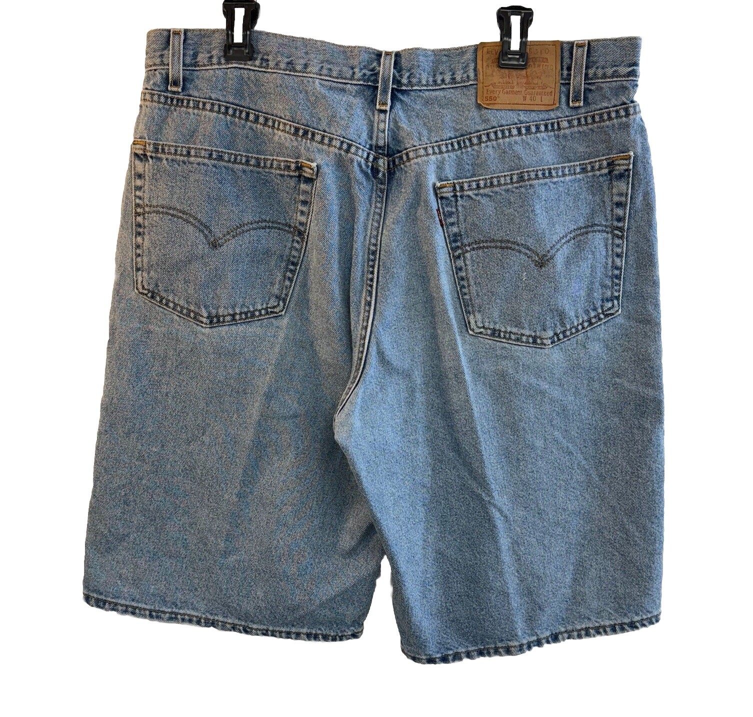 Levi’s 550 Men’s Size 40 Relaxed Fit Blue Denim Jean 90s Style Bermuda Shorts thumbnail 2