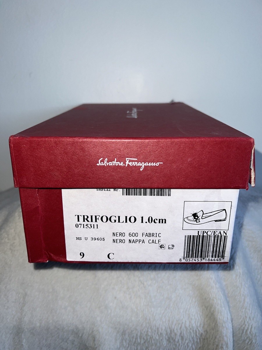 Size 9C Women - Salvatore Ferragamo Trifoglio Nero 600 Fabric * NS 