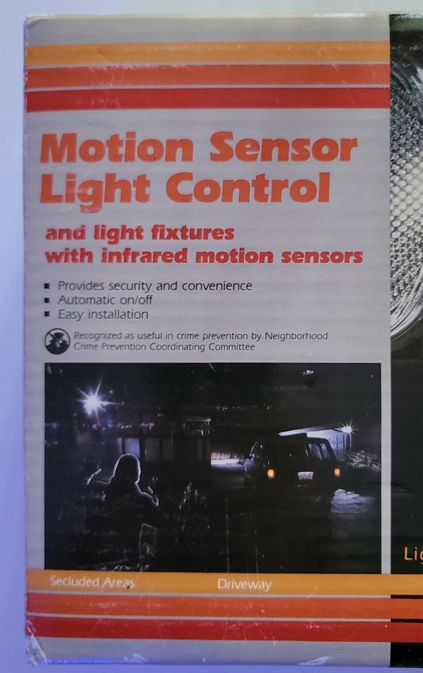 Motion Sensor Light Control Heath Zenith Light Fixture With Infrared. - Image 2 of 4