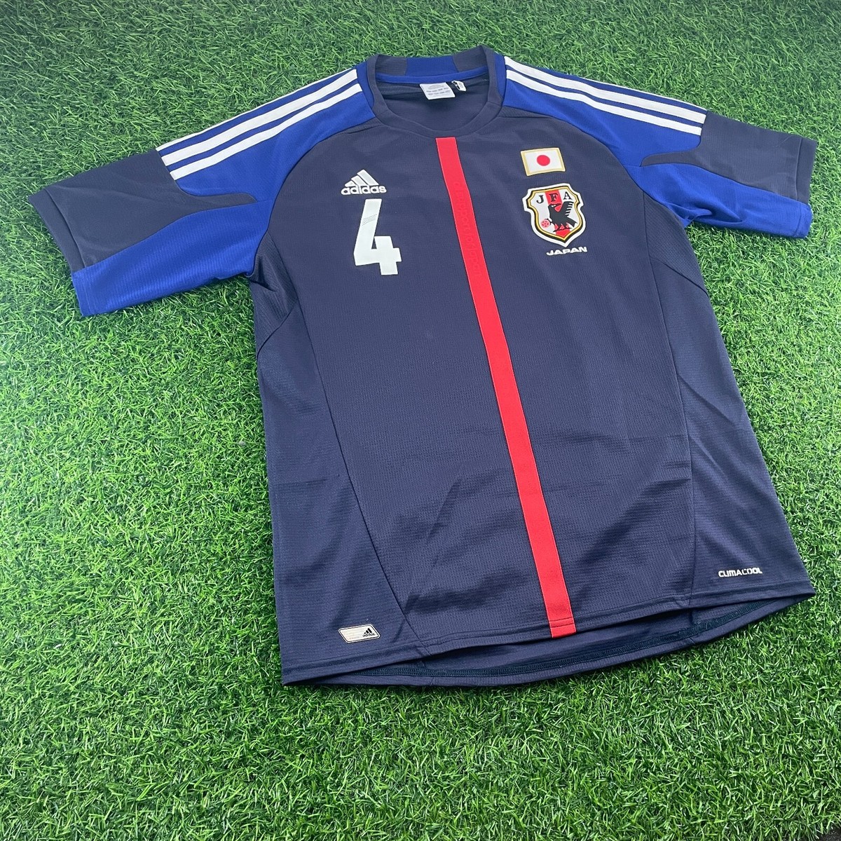 Keisuke Honda 2012 Japan Official Jersey Shirt Kit - JPN L / US M
