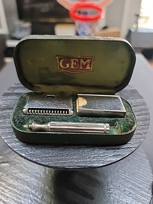 【ビンテージ】【アンティーク】Safety Razor 【ケース付き】 vintage GEM safety razor Pat. 1912 with blade holder and case | eBay