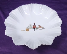 Bernardaud Limoges Grenadiers Large Danielle Fluted Bowl 9" Toy Soldier Holiday