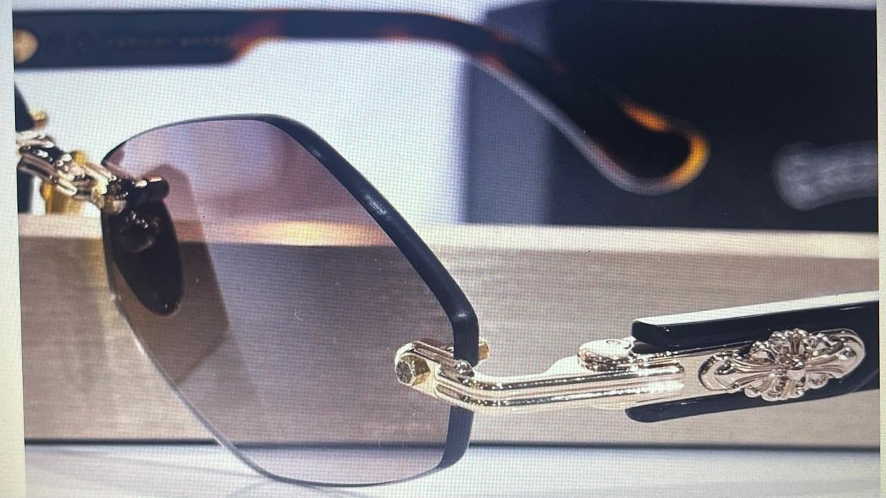 Chrome Hearts Luxury  Eyeglasses  Clear Frame Gold Metal Arms-Unisex. thumbnail 5