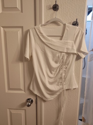womens tops - Picture 2 of 4