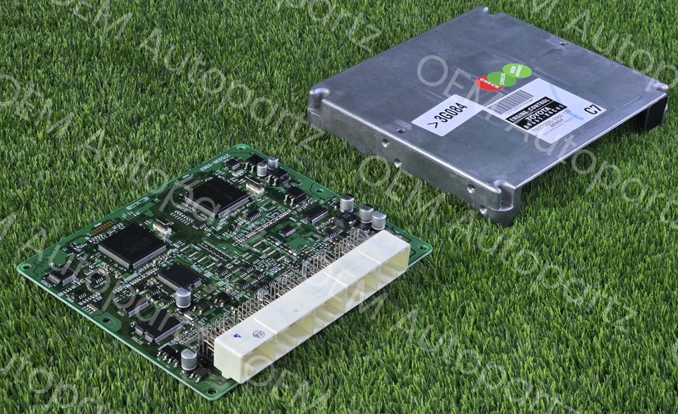 Toyota Tacoma 2007-2009 Engine Control Unit ECM ECU 89661-04C41 OEM - Image 4 of 4