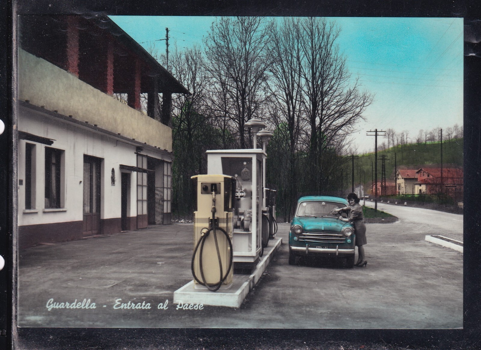 Cartolina Guardella Entrata al Paese AB1434