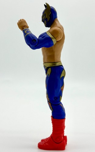 Sin Cara WWE 2011 Basic Then Now Forever Blue Wrestling Action Figure - Bild 2 von 6