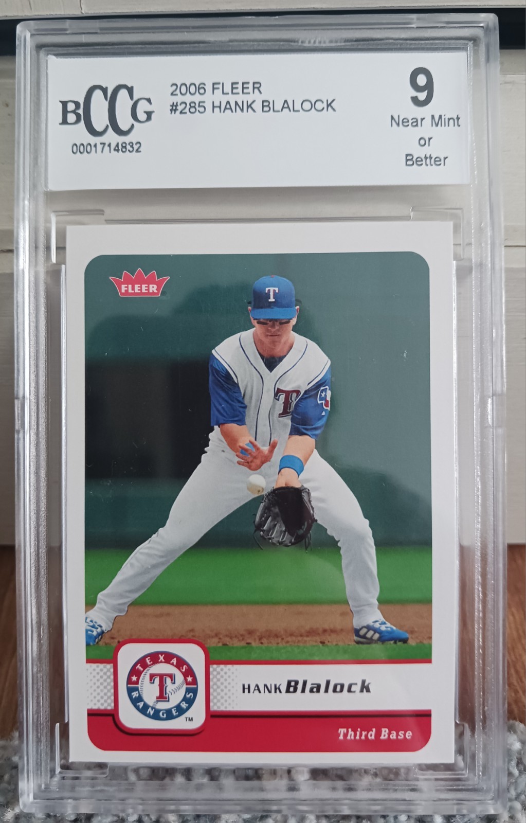 2006 Fleer Hank Blalock #285 Graded Card 9 Mint 