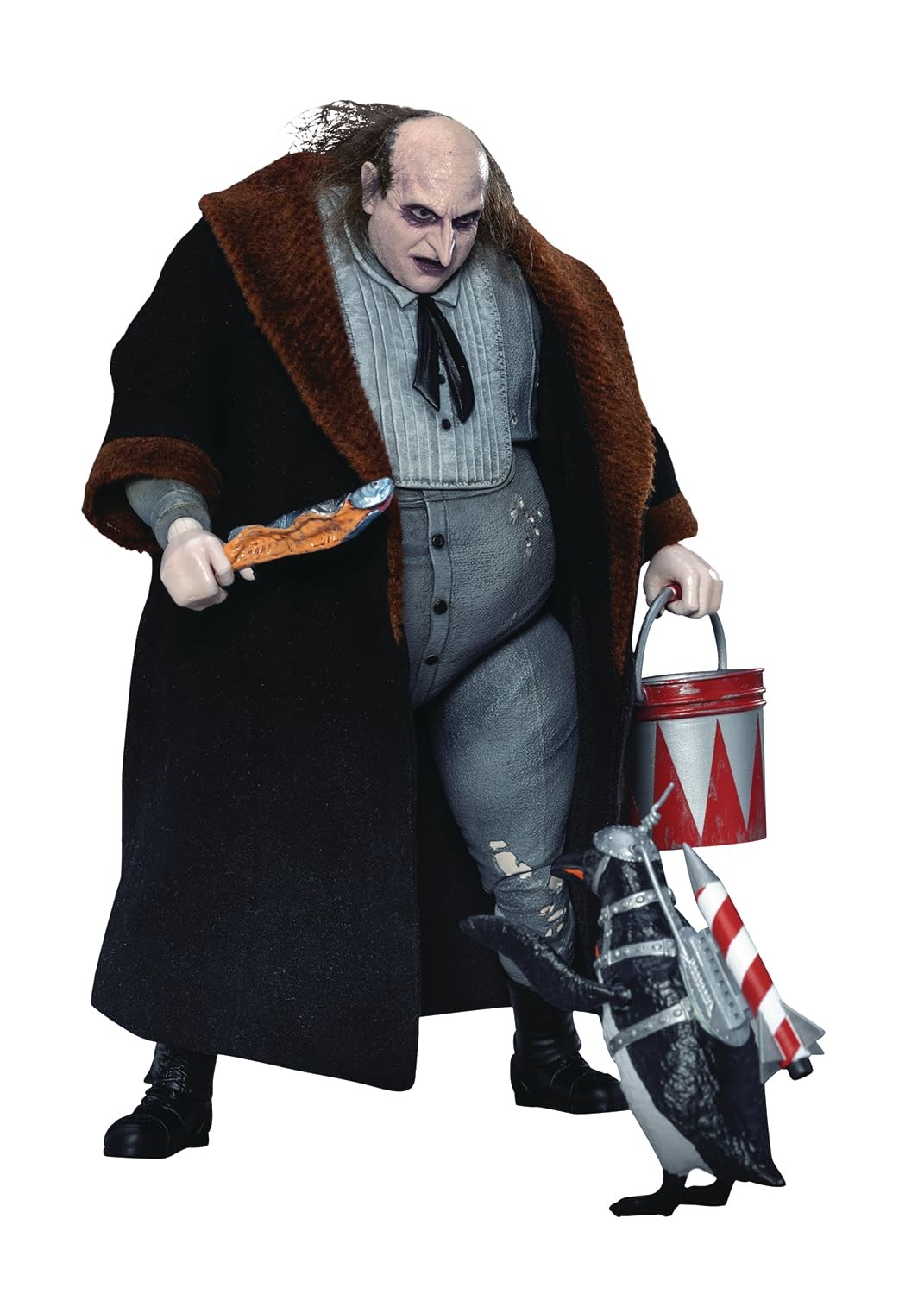 Batman Returns: Penguin DAH-134P Dynamic 8-ction Figure