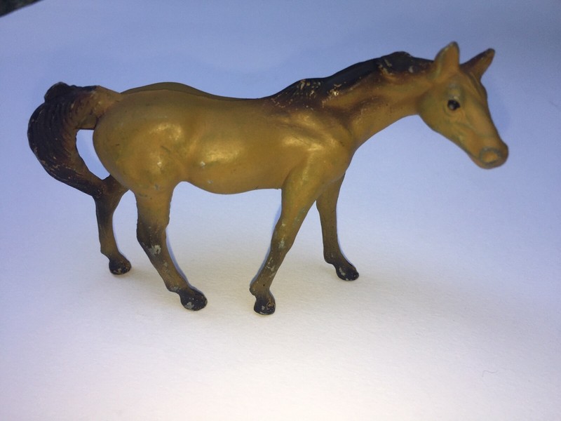 2 RARE Vintage 1976 Durham Industries METAL 2.5" BROWN HORSES Toy Figures Models
