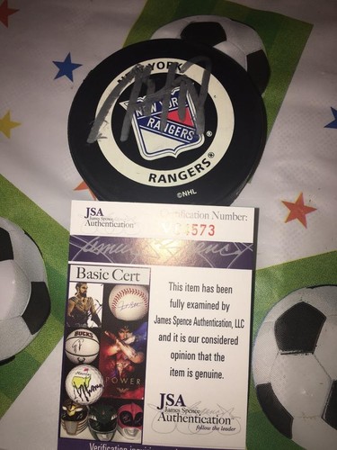 MARC STAAL NEW YORK NY RANGERS NHL HOCKEY OFFICIAL PUCK JSA SIGNED COA - Picture 2 of 4