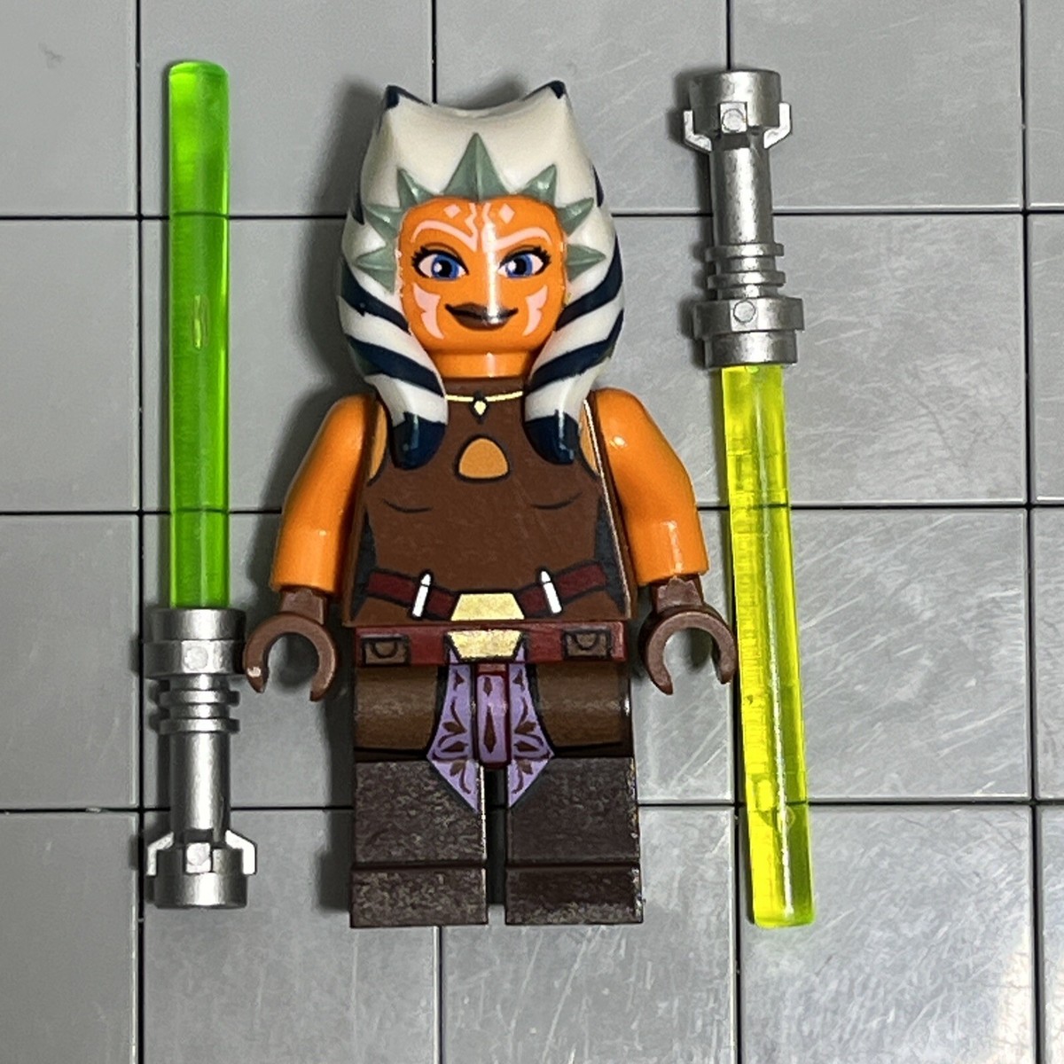 【yaman】 Lego Star Wars AHSOKA TANO Minifigure 75046 75013 Sw0452 A8