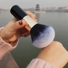 Large Size Powder Brush Makeup Foundation Blusher Bronzer Brush 1pc Makeup Tools
