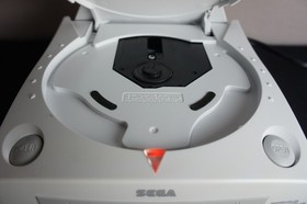 Dreamcast w/OEM Controller, VMU, AV, & Power Cables GDROM Recapped + New Battery