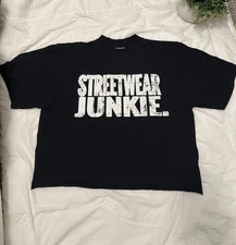 Shaka Wear Super Max Heavyweight World Famous T Shirt Vintage Style Crop Top S