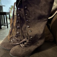 Women  s Lace Up Boots/ No Brand Name