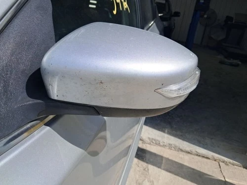 2015 Nissan Sentra Driver Side Mirror Assembly Power w/LED Turn Signal Used
