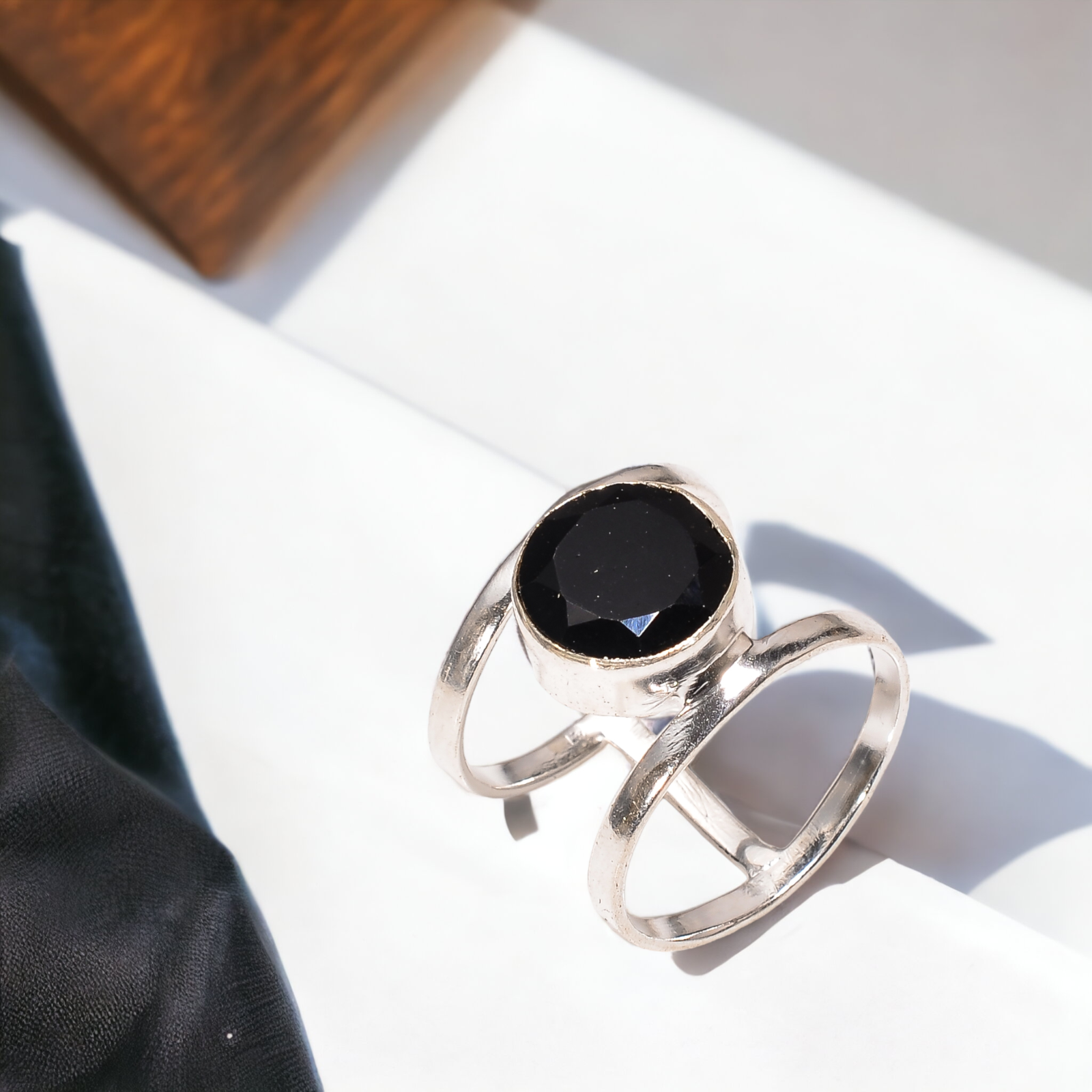 Elegant Natural Black Onyx Vintage Band Ring in 925 Silver Size 5 Anniversary Gift