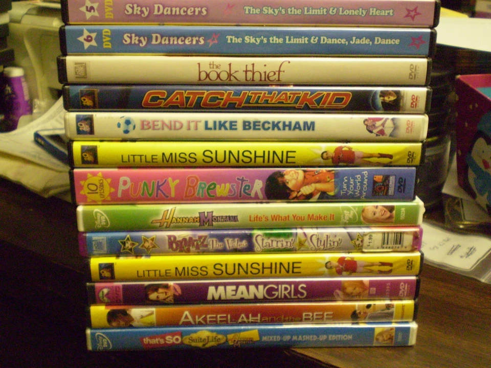 (22) Childrens Girls DVD Lot: (4) Disney Annie Anastasia Book Thief Bratz & MORE - Image 3 of 3
