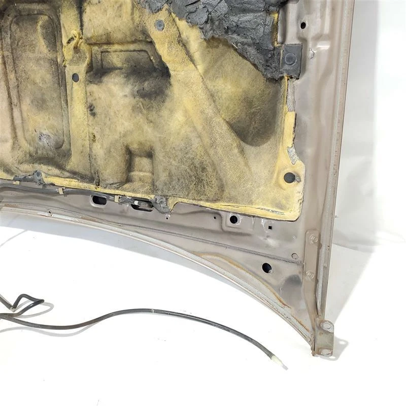 Hood Needs Paint Minor Rust OEM 1988 1989 1990 1991 Mazda RX7 - Image 3 of 4