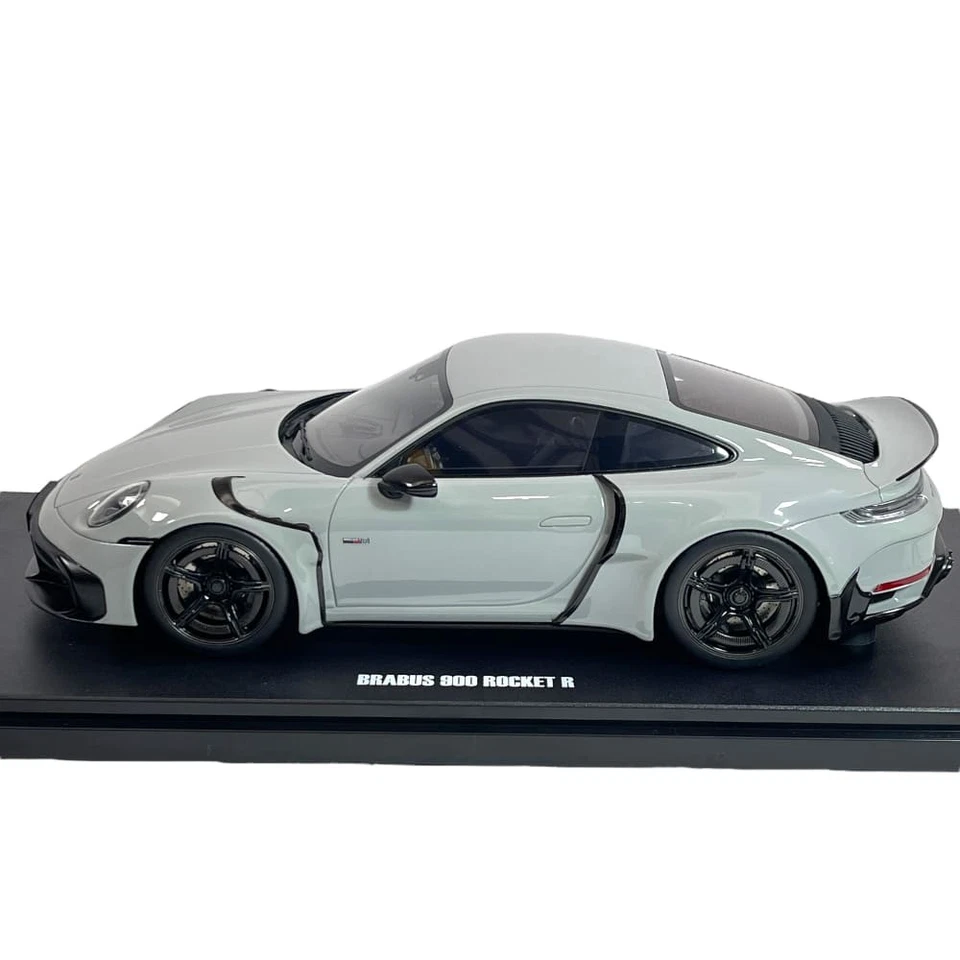 Modellino Auto GT Spirit 1/18 Brabus 900 Rocket-R Nardo Grey 2023 - Immagine 3 di 4