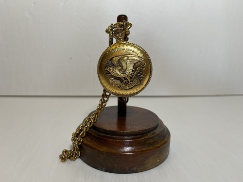 American Historic Society 1888 Morgan Dollar Pocket Watch W/ Stand - Works! - Picture 7 of 8