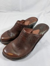 Born Brown Leather Clogs Women  s 8/39 Slip On Wedge Shoes Mules Rivet Accent