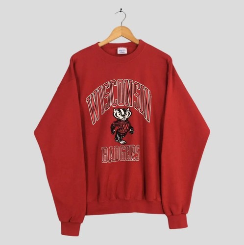 Vintage Wisconsin Badgers  Shirt