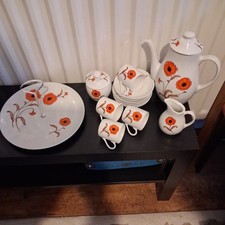 Vintage 1980's Avon  '' Poppies '' Coffee Set / Teaset with Cake Stand