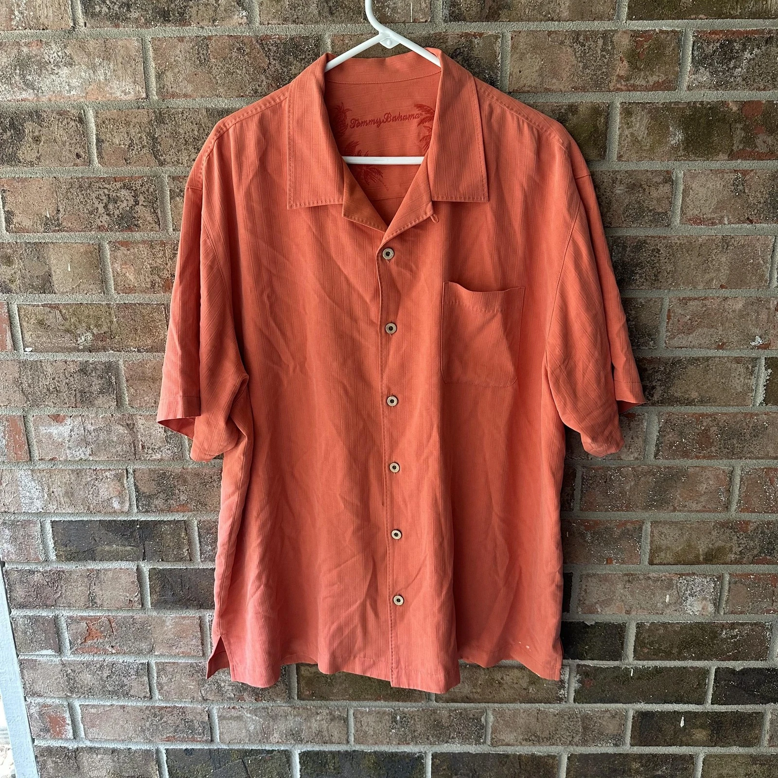 Tommy Bahama Shirt Mens XL Orange 100% Silk Palm Leaf Embroidered Pocket Casual