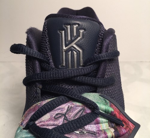 Nike KYRIE IRVING 5 Multi-Color Galaxy Navy Blue Boys Basketball Shoes Size 5Y - 第 7/10 張圖片